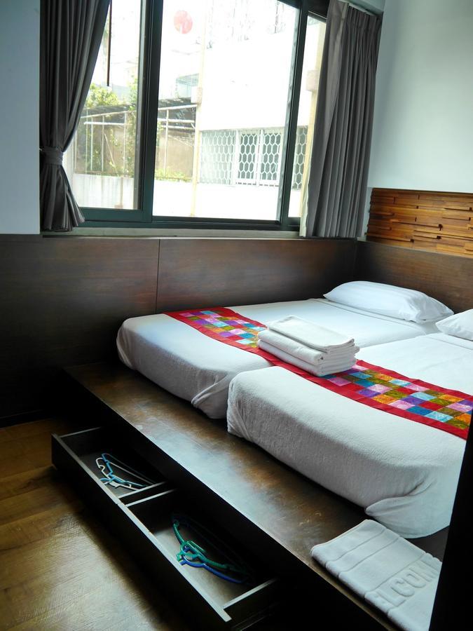 At One Inn Hualampong Bangkok Eksteriør billede